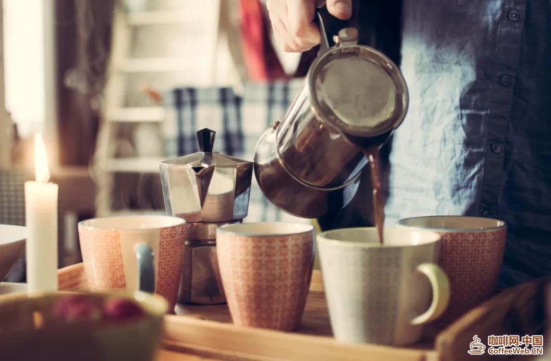 真的建议：这 8 类人要少喝咖啡！Real advice: These 8 types of people should drink less coffee!