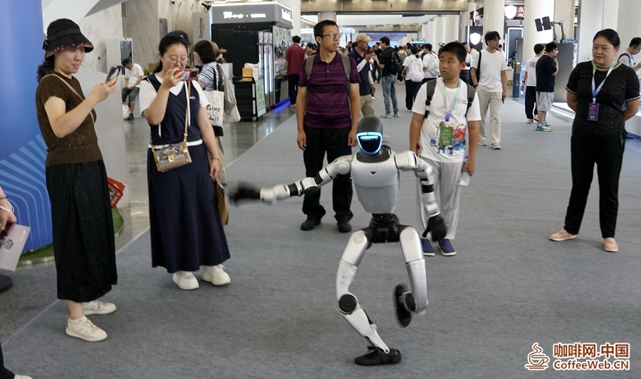 新华网科技观察丨当机器人开始&ldquo;懂生活&rdquo;Xinhua News Agency Technology Observation - When Robots Start to Understand Life