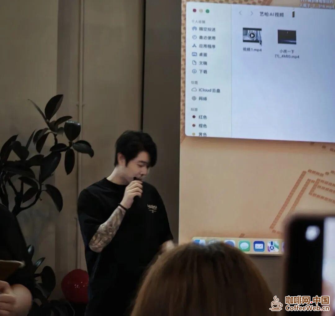 图片关键词