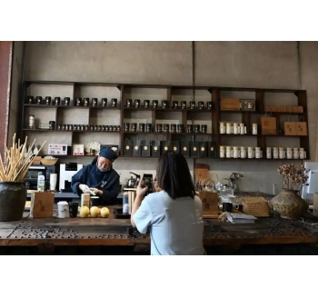 一线见闻｜在雪花梨乡，喝一杯梨膏咖啡Frontline Experience - Drinking a Cup of Pear Cream Coffee in Snowflake Pear Township