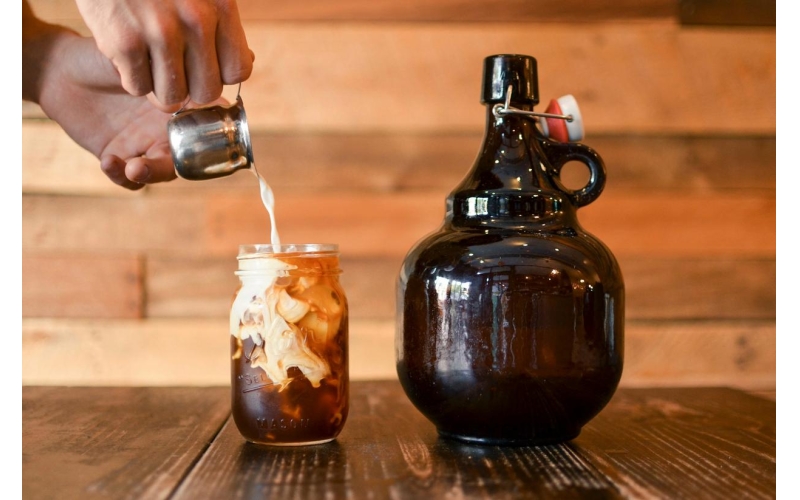 瑞幸瓶装咖啡要来了，九块九之后又有新玩法了？Luckin Coffee bottled coffee is coming, is there a new gameplay after 9.9 yuan?